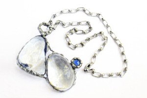 Collar en cristal blanco dos lágrimas Collar en cristal blanco dos lágrimas